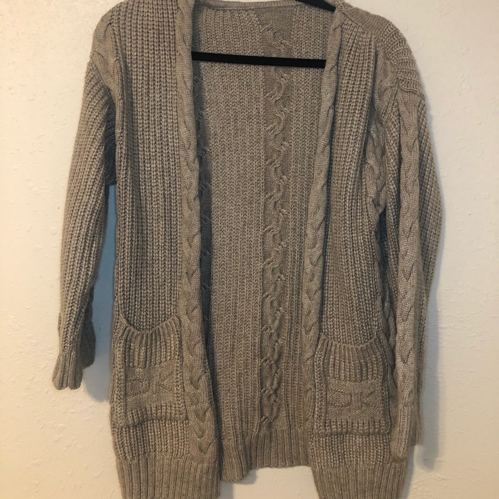 Knit cardigan long sleeve